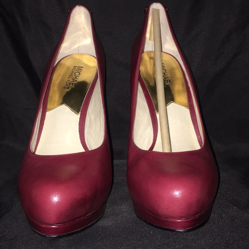 Michael Kor’s Hamilton pump